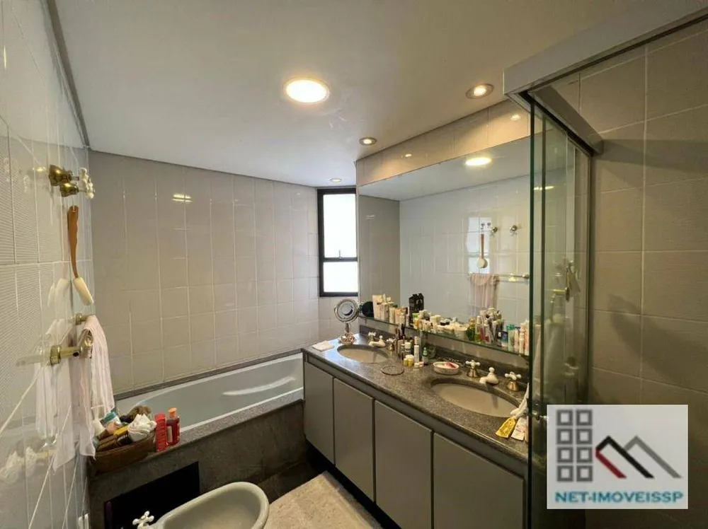 Apartamento, 4 quartos, 220 m² - Foto 13