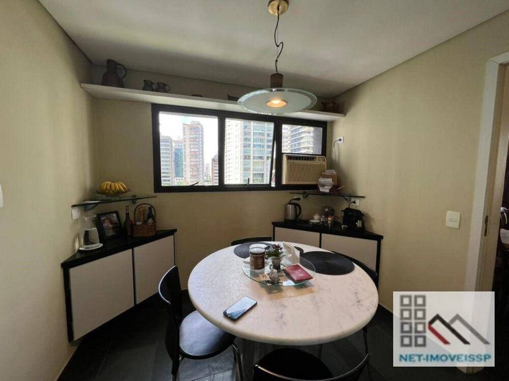 Apartamento, 4 quartos, 220 m² - Foto 2