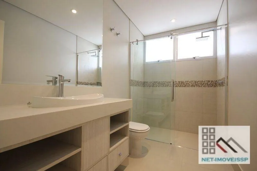 Apartamento, 3 quartos, 210 m² - Foto 1