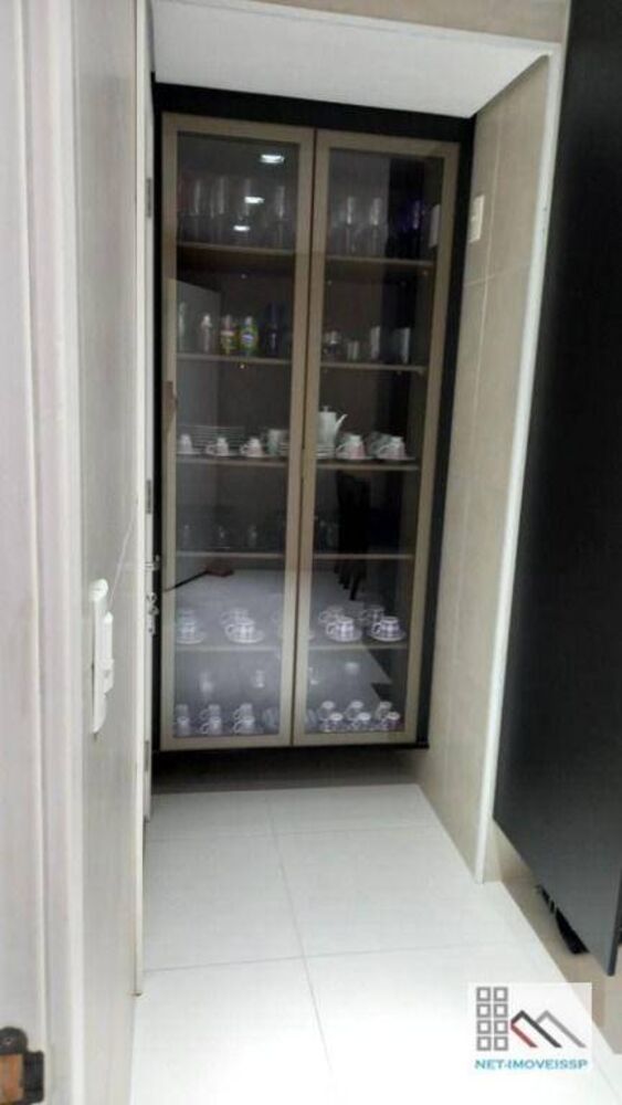 Apartamento, 4 quartos, 238 m² - Foto 1