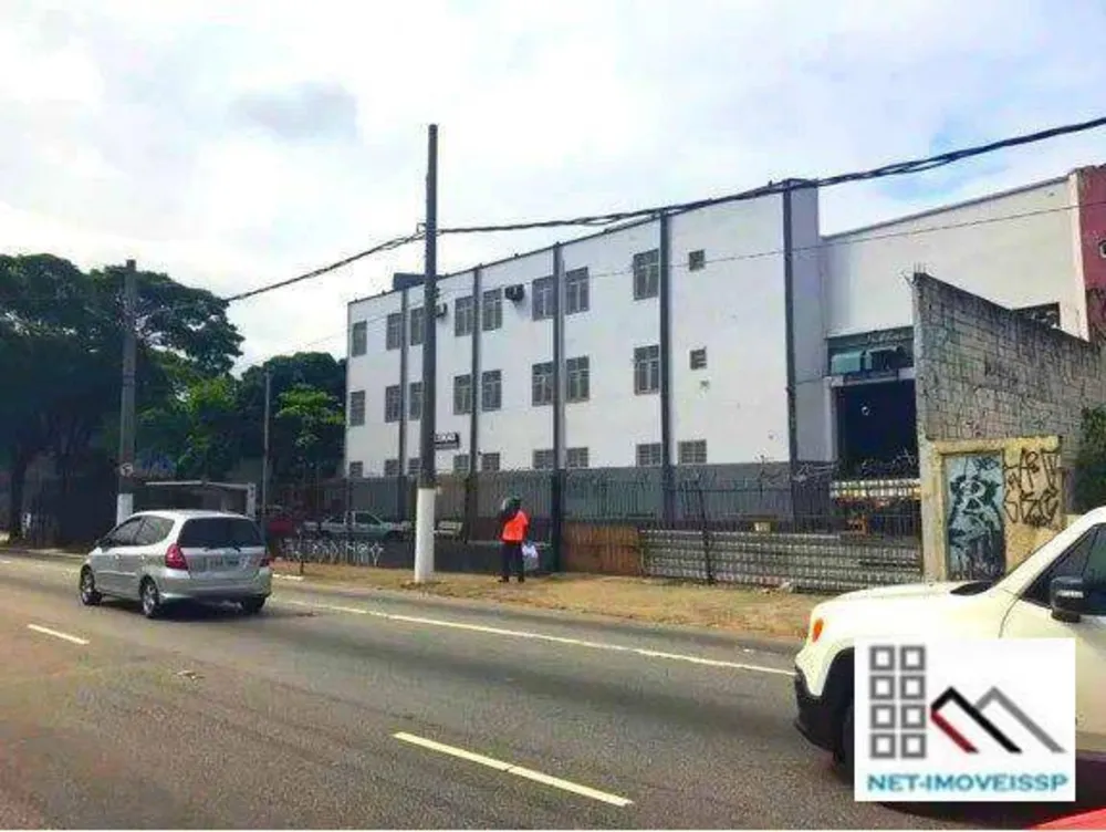 Depósito-Galpão, 1757 m² - Foto 1