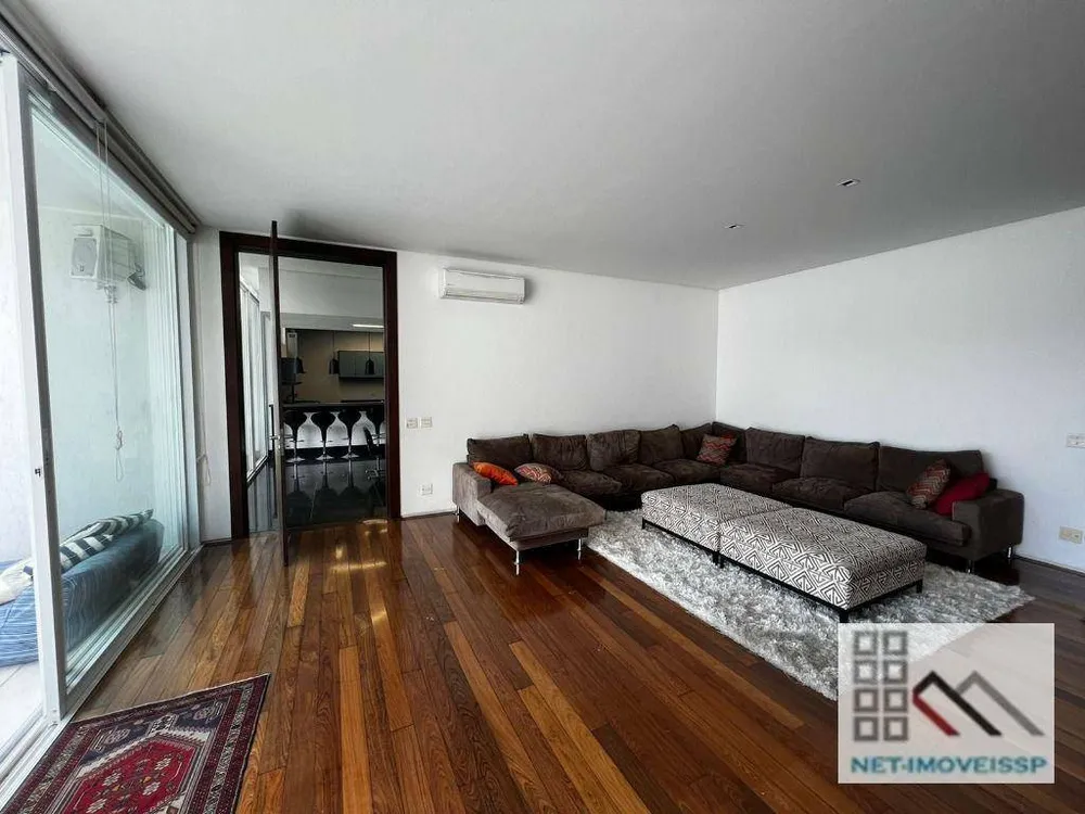 Sobrado, 3 quartos, 850 m² - Foto 1