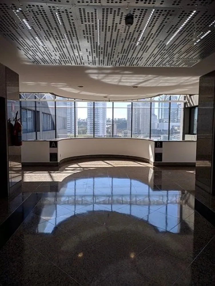 Sala-Conjunto, 1052 m² - Foto 1