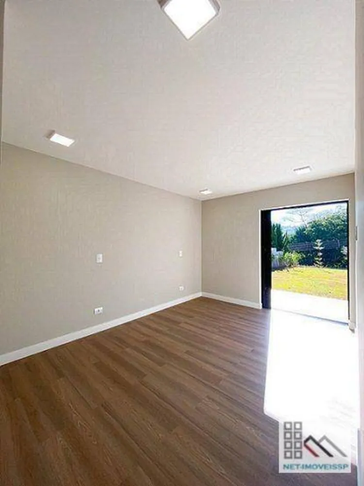 Casa, 3 quartos, 300 m² - Foto 1