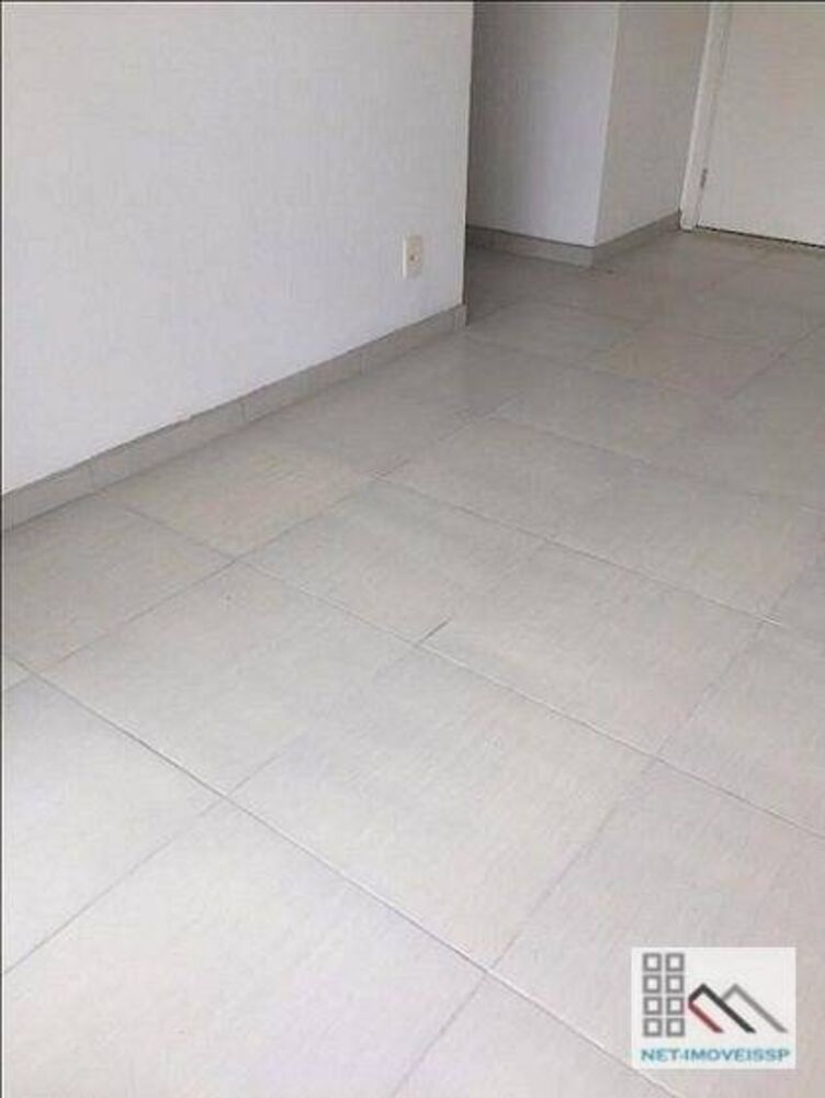 Apartamento à venda com 2 quartos, 48m² - Foto 2