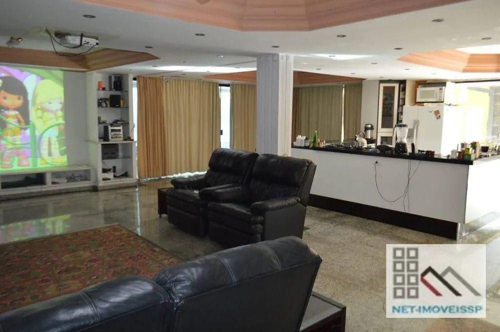 Casa, 7 quartos, 550 m² - Foto 1