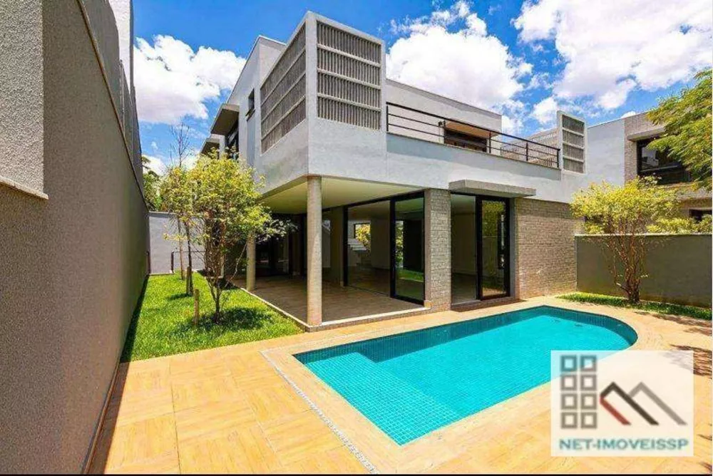 Casa de Condomínio à venda com 3 quartos, 560m² - Foto 4