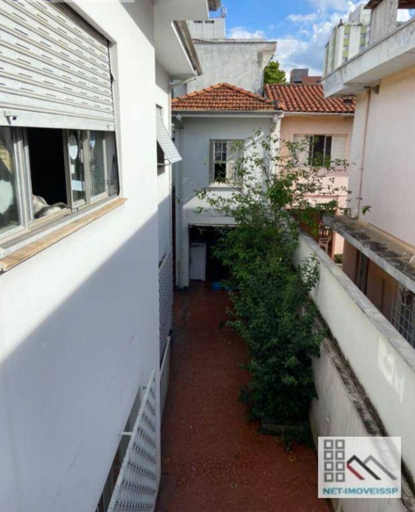 Sobrado à venda e aluguel com 4 quartos, 530m² - Foto 1