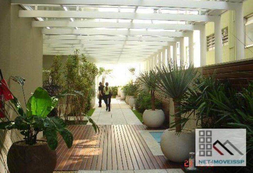 Apartamento para alugar com 2 quartos, 76m² - Foto 3