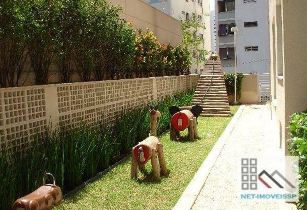 Apartamento para alugar com 2 quartos, 76m² - Foto 19