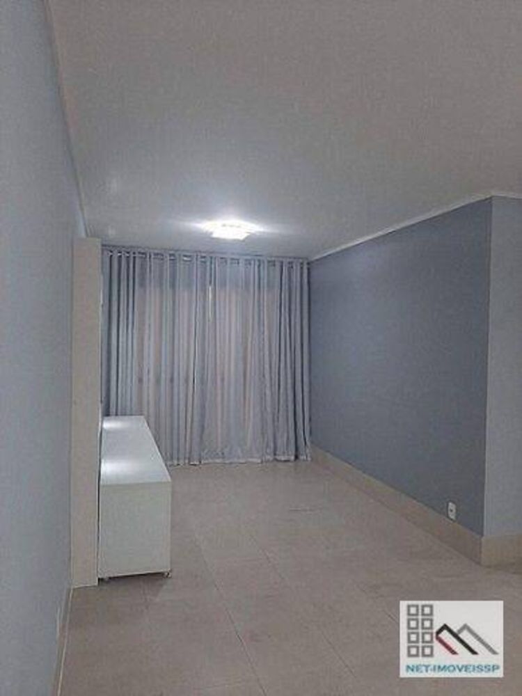 Apartamento para alugar com 2 quartos, 76m² - Foto 4