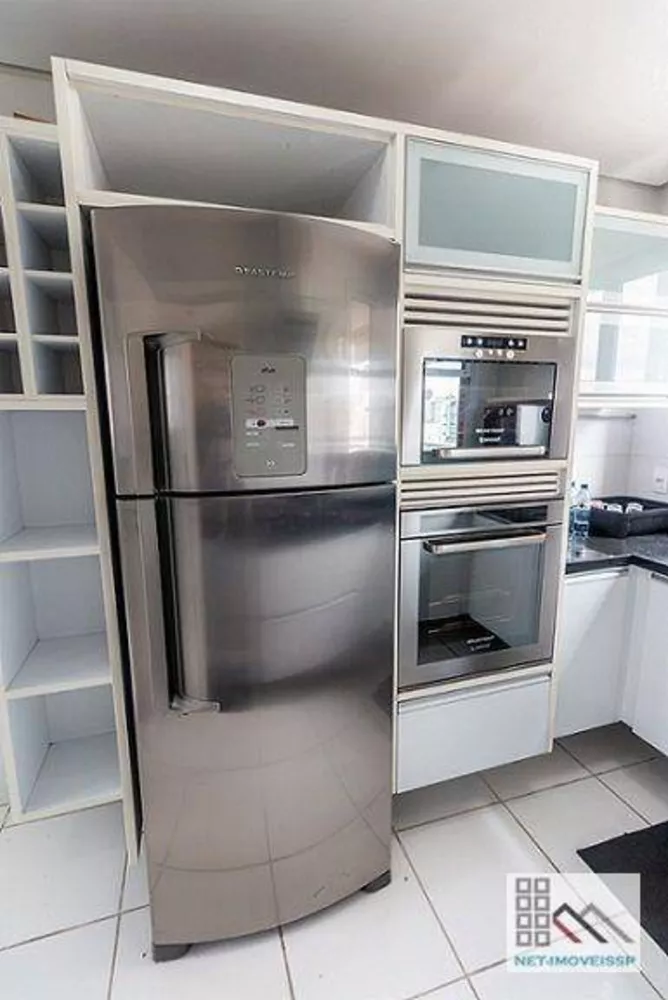 Apartamento para alugar com 2 quartos, 97m² - Foto 20