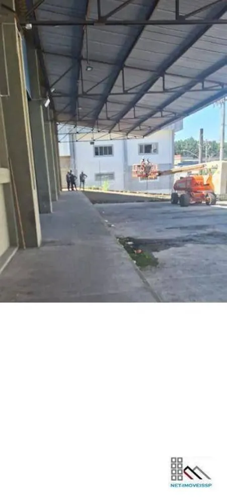 Depósito-Galpão, 2500 m² - Foto 1