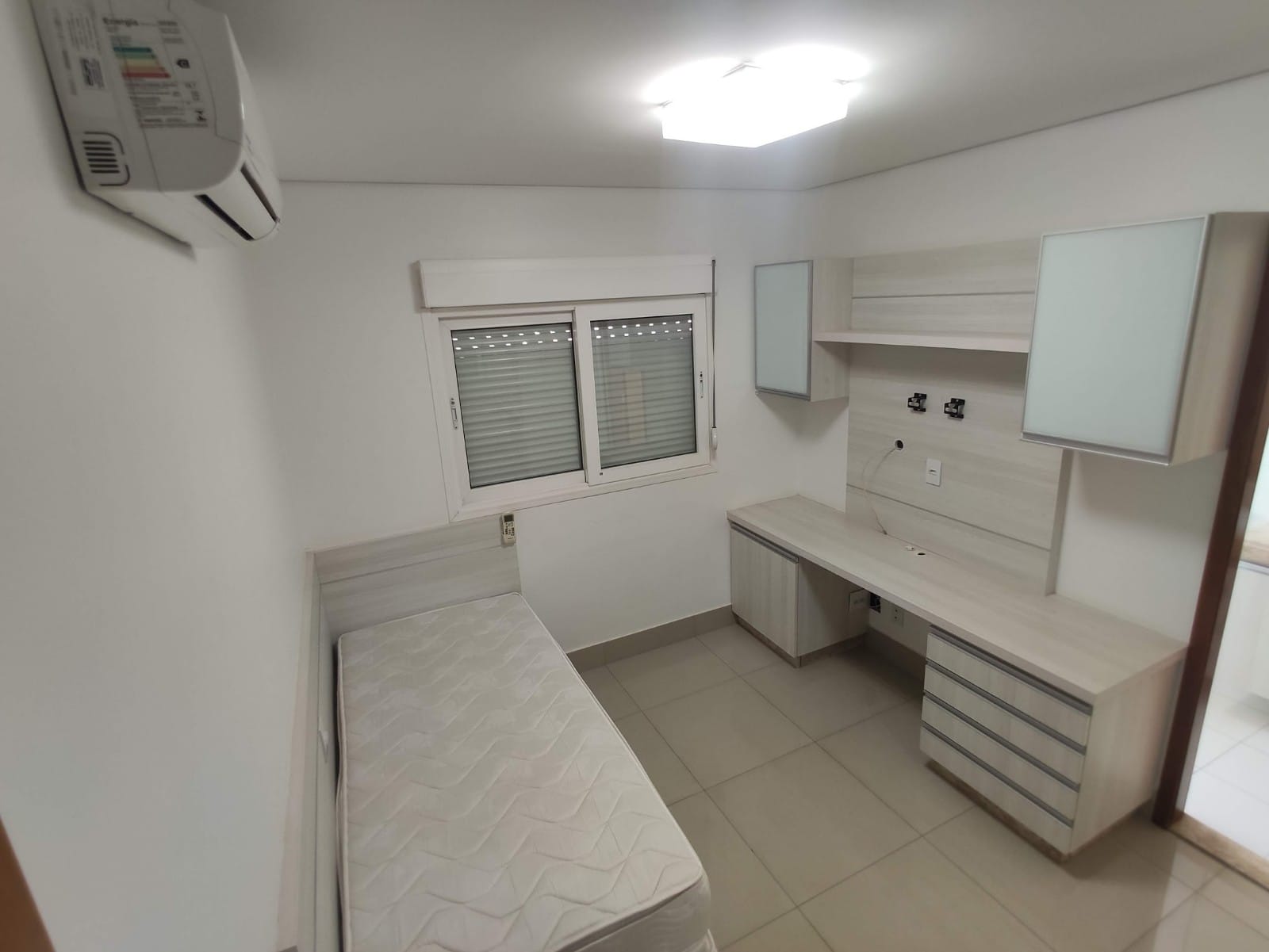 Apartamento à venda com 4 quartos, 170m² - Foto 14