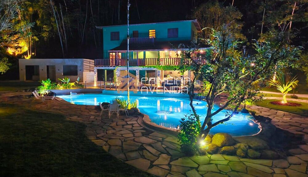 Casa à venda com 3 quartos, 350m² - Foto 7