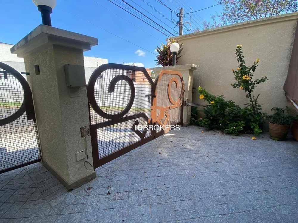 Casa, 3 quartos, 297 m² - Foto 2