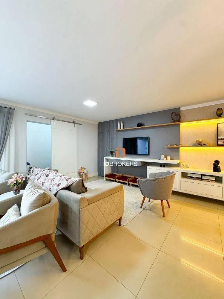 Casa, 4 quartos, 395 m² - Foto 3