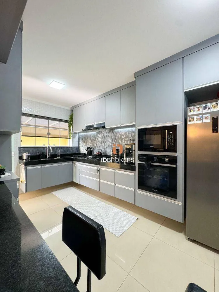 Casa, 4 quartos, 395 m² - Foto 12