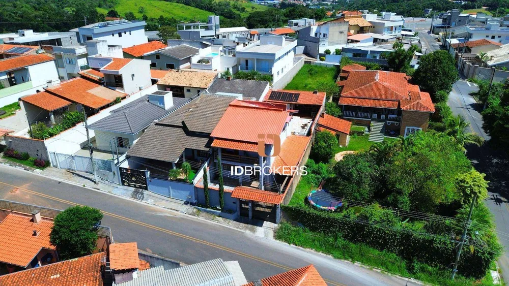 Casa, 4 quartos, 200 m² - Foto 8