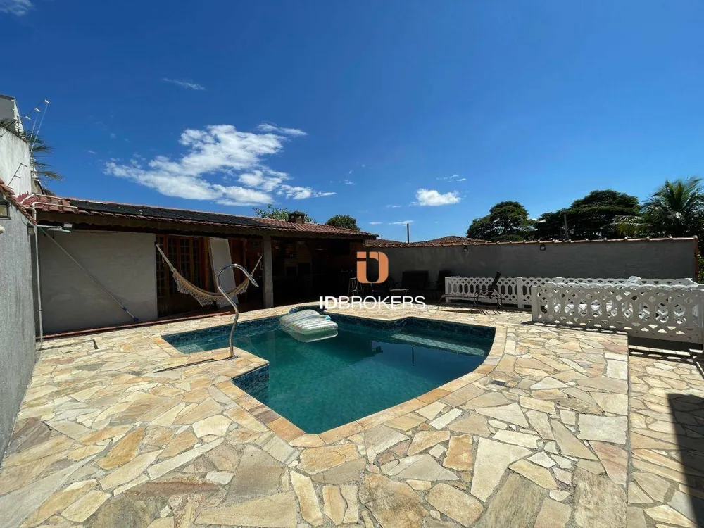 Casa, 4 quartos, 200 m² - Foto 6