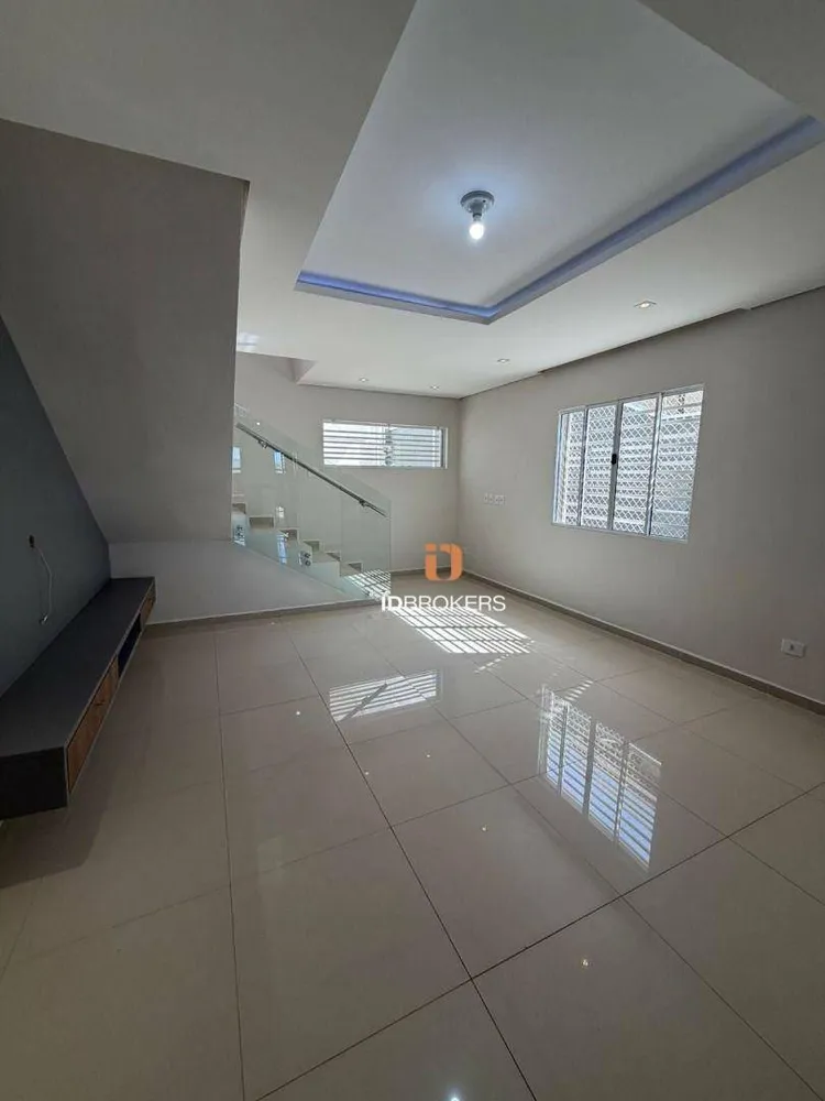 Casa, 3 quartos, 117 m² - Foto 2