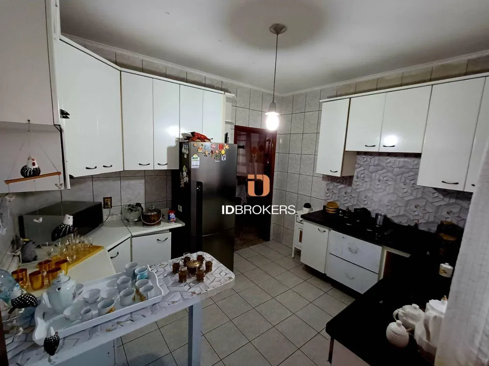 Casa, 5 quartos, 330 m² - Foto 5