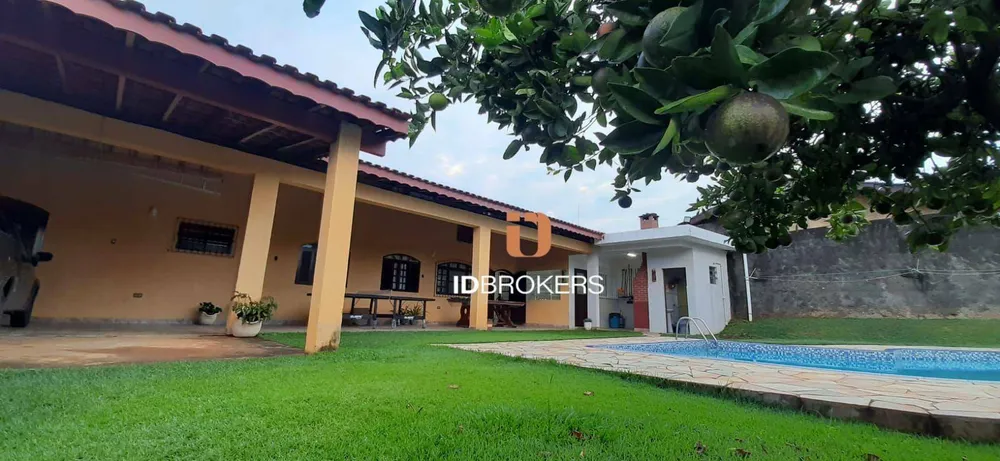 Casa, 3 quartos, 230 m² - Foto 2