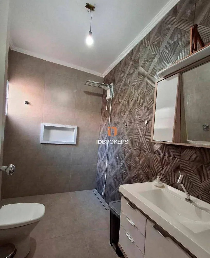 Casa, 3 quartos, 172 m² - Foto 2
