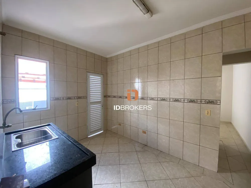 Casa, 3 quartos, 250 m² - Foto 2