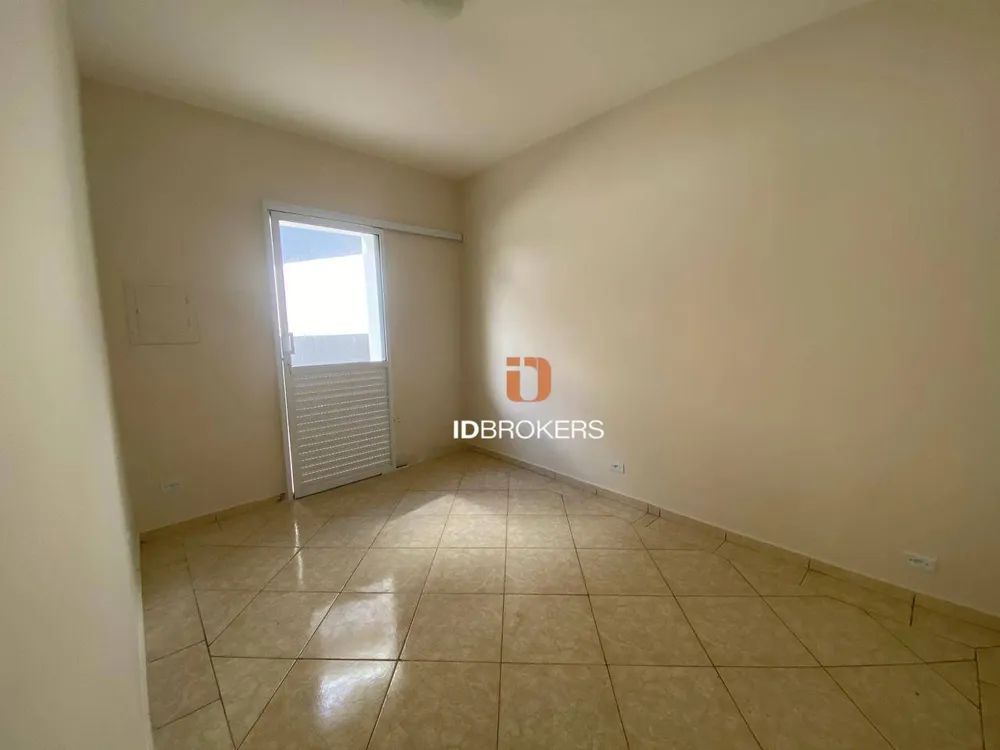 Casa, 3 quartos, 250 m² - Foto 4