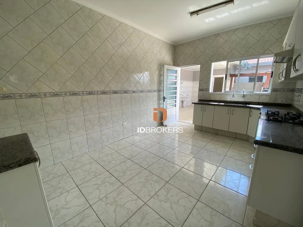 Casa, 3 quartos, 250 m² - Foto 7