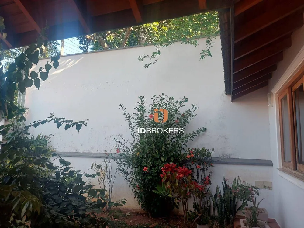 Casa, 4 quartos, 244 m² - Foto 2