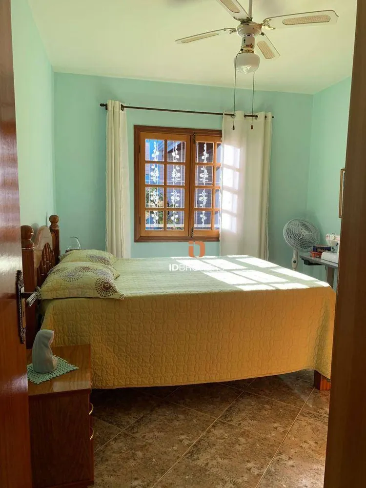 Casa, 2 quartos, 200 m² - Foto 1