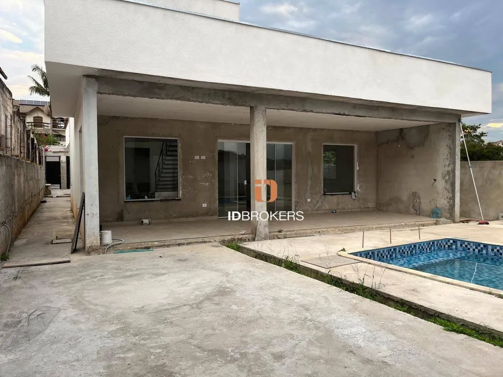 Casa, 3 quartos, 248 m² - Foto 2