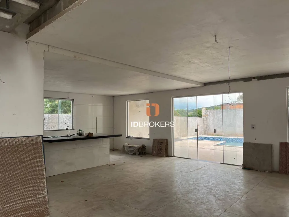 Casa, 3 quartos, 248 m² - Foto 3