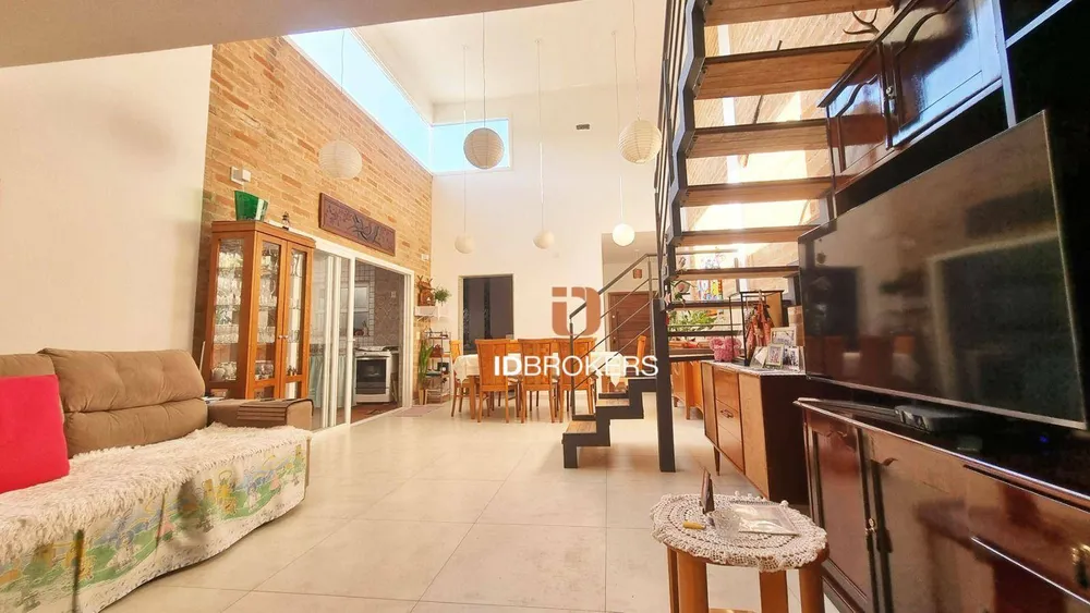 Casa, 3 quartos, 208 m² - Foto 3