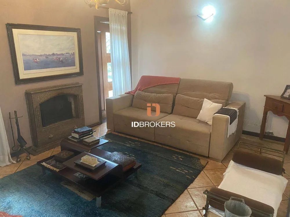 Casa, 3 quartos, 207 m² - Foto 3