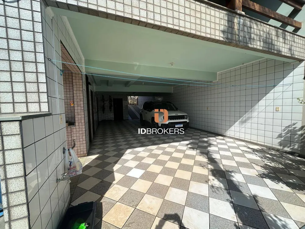 Casa, 4 quartos, 250 m² - Foto 2