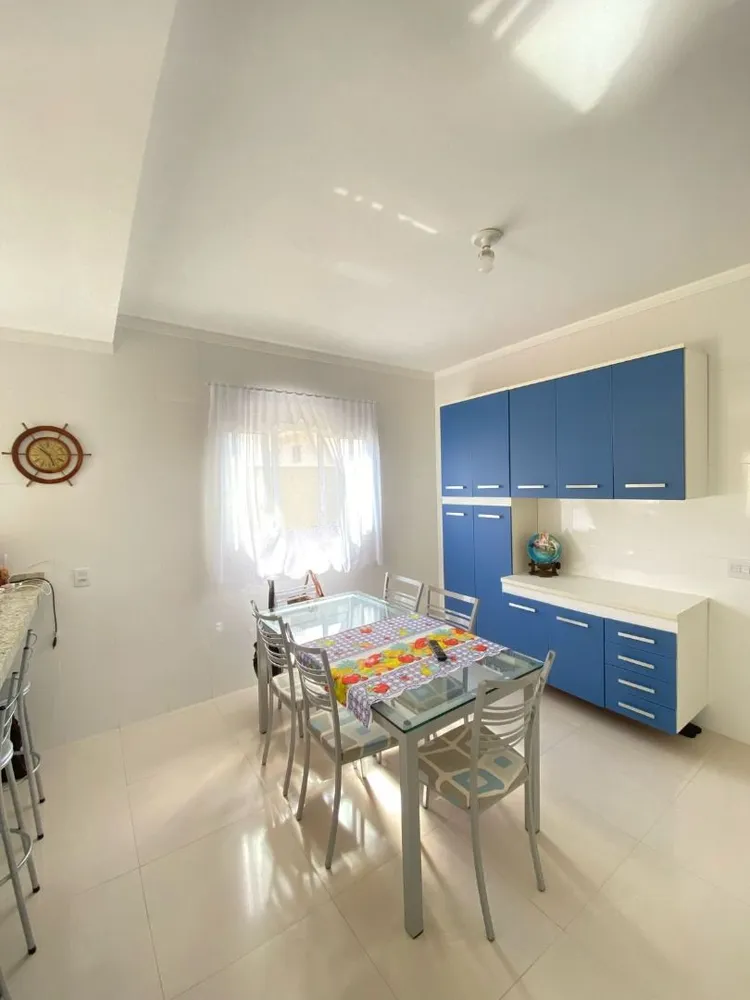Casa, 3 quartos, 136 m² - Foto 2