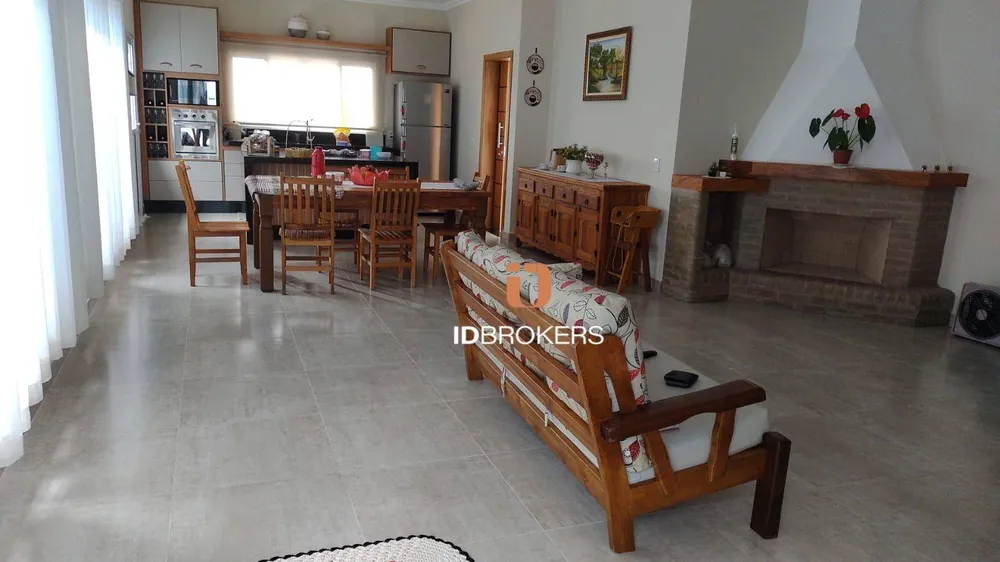 Casa, 3 quartos, 255 m² - Foto 9
