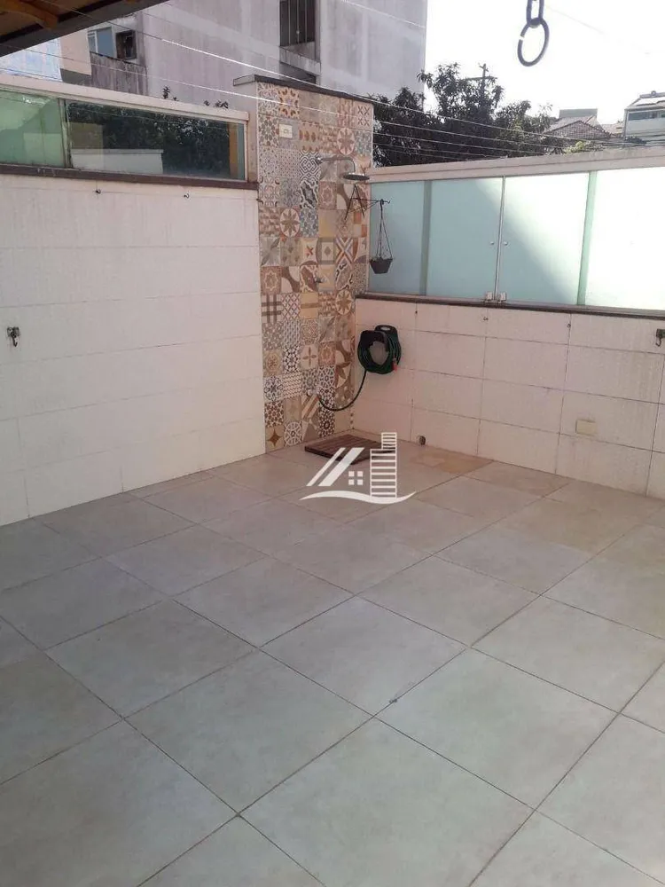 Sobrado, 3 quartos, 194 m² - Foto 2