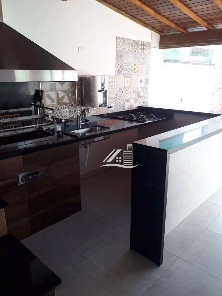 Sobrado, 3 quartos, 194 m² - Foto 4