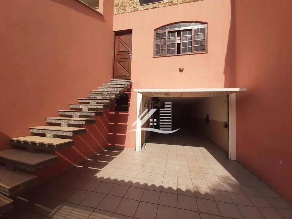 Sobrado, 3 quartos, 231 m² - Foto 2