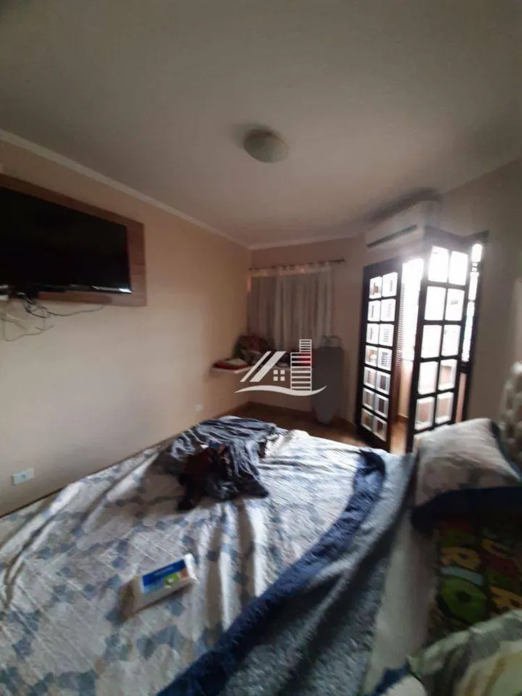 Sobrado, 3 quartos, 212 m² - Foto 2