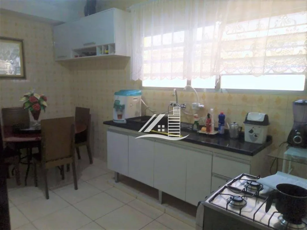 Sobrado, 3 quartos, 141 m² - Foto 1