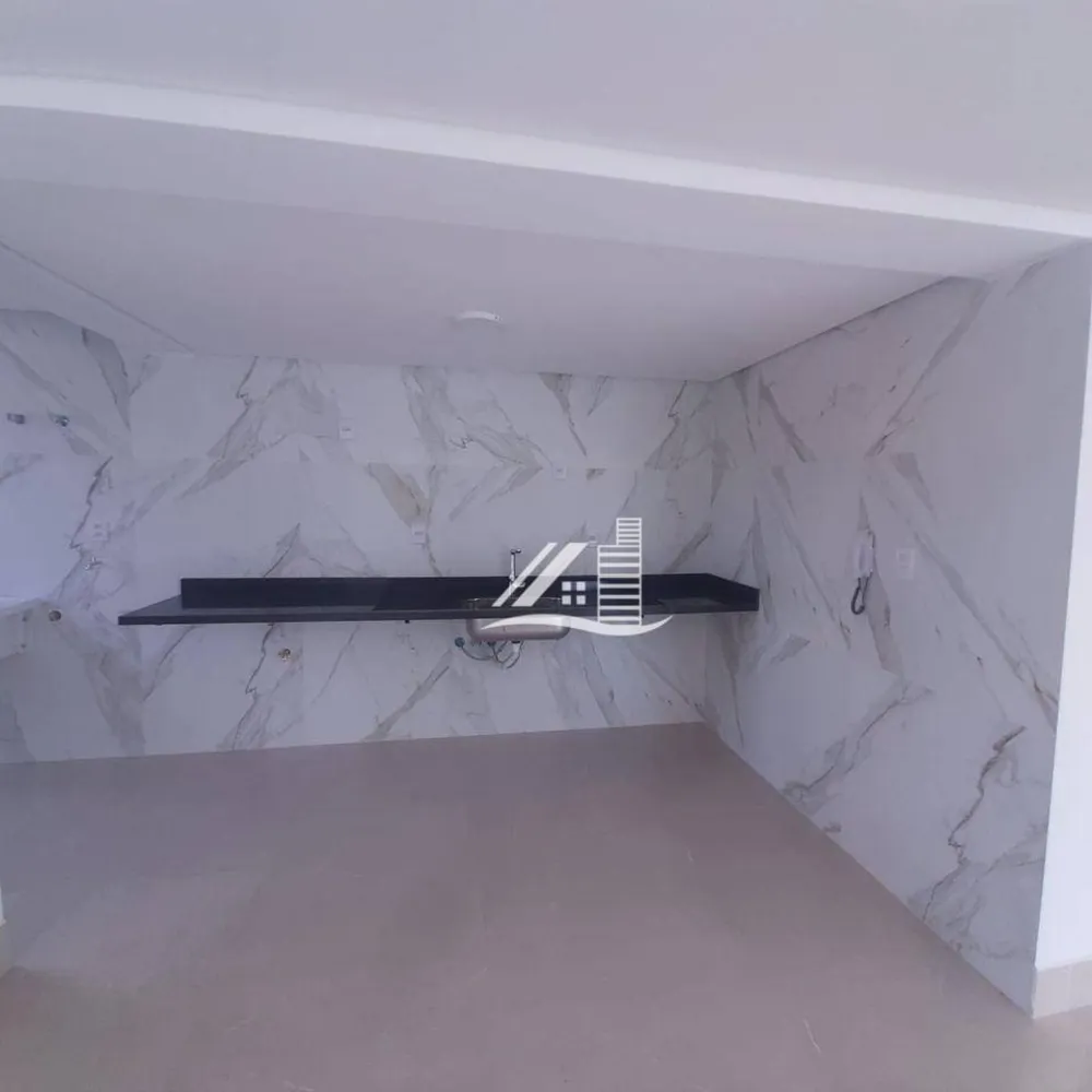 Sobrado, 3 quartos, 304 m² - Foto 3
