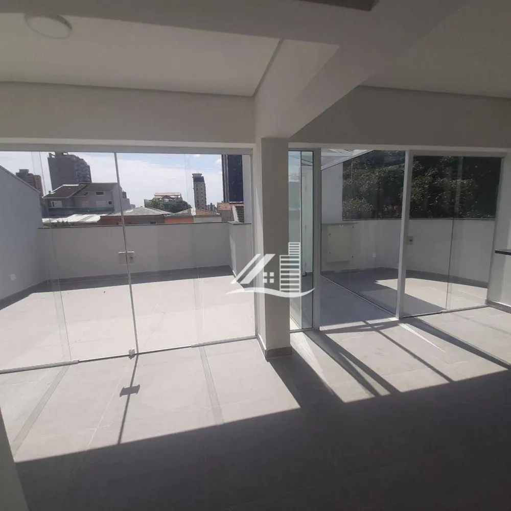 Sobrado, 3 quartos, 304 m² - Foto 1