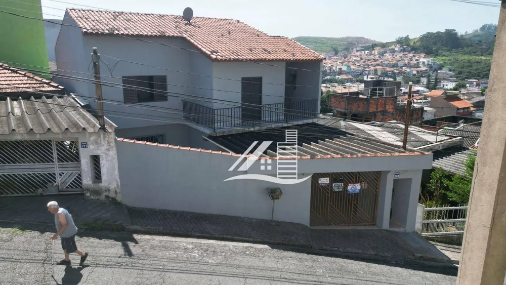 Sobrado, 3 quartos, 177 m² - Foto 1