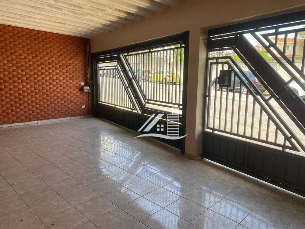 Casa, 5 quartos, 236 m² - Foto 4