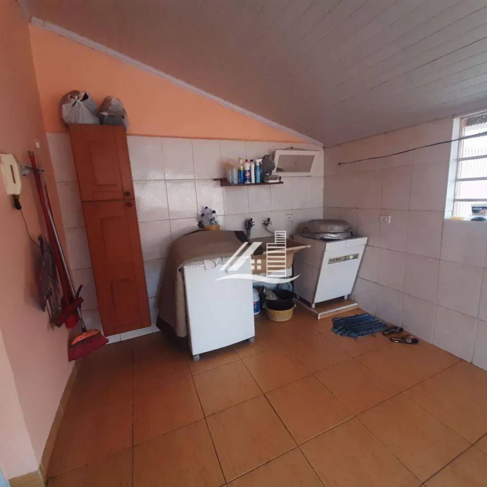 Sobrado, 3 quartos, 271 m² - Foto 1